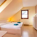 Haus Zeitlos בית נופש זינקסט